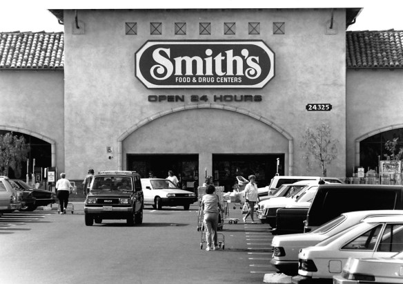 Smith's Food & Drug Center at Torrance Crossroads. Oct. 23, 1992. Daily Breeze file photo.