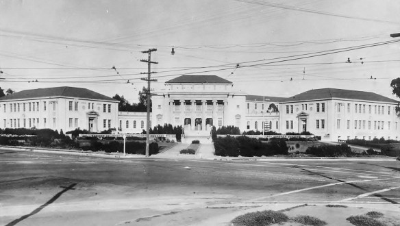 Redondo Union High School permanent buildings built at the former Chautauqua Assembly auditorium site. The school's auditorium is at center with columns. (Daily Breeze file photo, ca. 1925)
