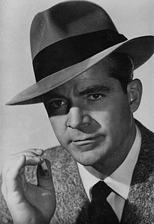 Dana Andrews, undated 1940s-era publicity photo.