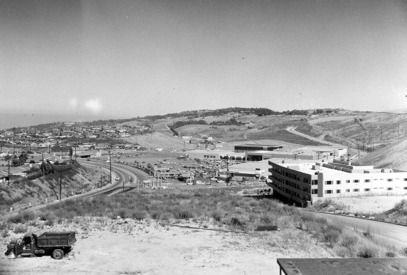Peninsula Center on Aug. 6, 1963. Newberry faces the parking lot, while the larger, nearly completed Buffums store can be seen at rear. (Daily Breeze file photo)