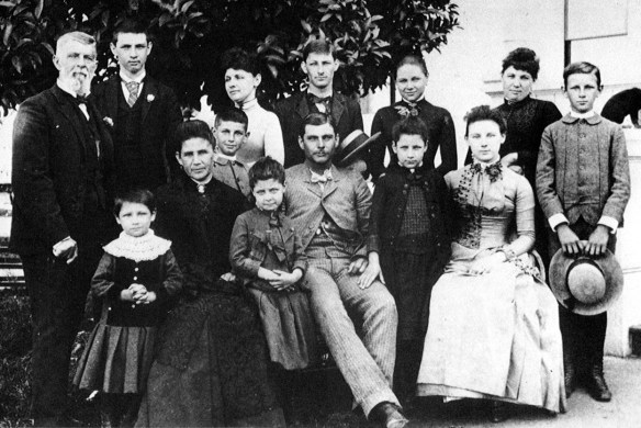 The George Carson family in 1887. Standing from left, George Henry Carson, Sr., Edward Albert, William Christobal, Anna Francisca, George Henry, Jr., Virginia Adelaida, Maria Engracia, Joseph Noel; Front row, from left, David Victor, Dona Victoria Dominguez de Carson, Lucy Susana, John Manuel, Victoria Lenore, Amelia Magdalena. (File photo)
