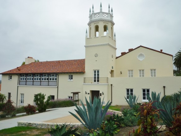 The former Malaga Cove School site is now the home of the Palos Verdes Peninsula Unified School District's offices. (October 2015 Daily Breeze photo)
