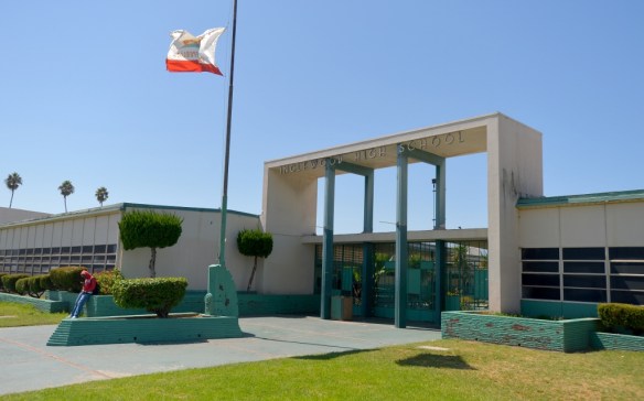 Inglewood High School main entrance. (2014 Daily Breeze staff file photo by Scott Varley)