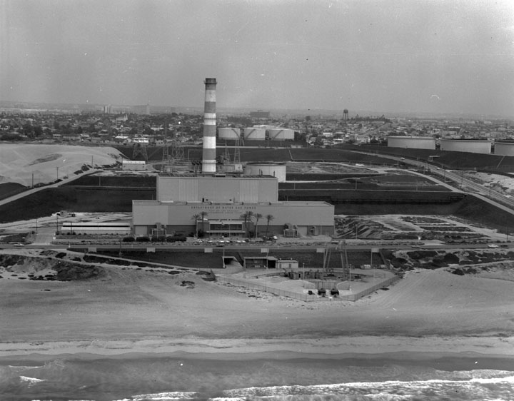  Aerial view looking east at the Scattergood Steam Plant in 1968. (Credit: Aerial view looking east at the Scattergood Steam Plant, located on a 57-acre site facing the ocean front south of the Playa del Rey district of Los Angeles)