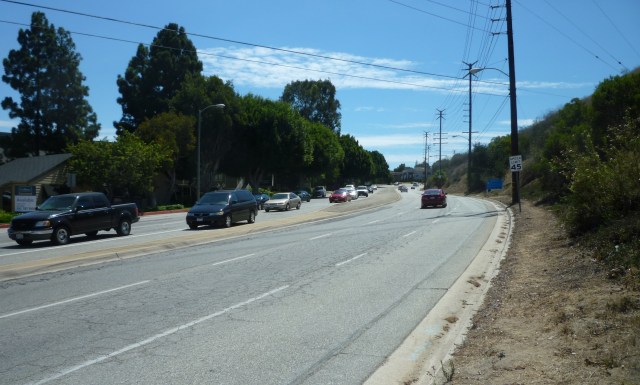 Hawthorne Boulevard looking south towards Palos Verdes, just south of Via Valmonte. Daily Breeze photo, August 2013.