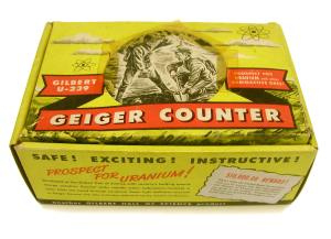 Toy 1950s geiger counter kit. (Photo: The Terrifying Age of Radioactive Toys for Kids website)