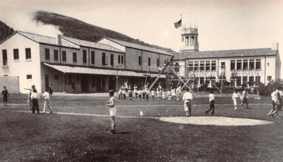Students play on the Malaga Cove School playground in this undated photo thought to be from 1926. (Daily Breeze file photo)