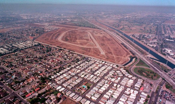 The site of the proposed stadium and mall in Carson. Oct. 23, 1998. (Daily Breeze staff file photo)