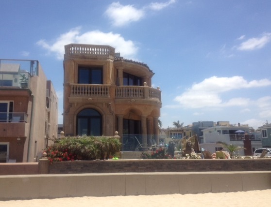 William Campbell replaced the "lighthouse" house at 100 The Strand with this Italian villa valued at $4.5 million. Head-on view of the house taken from the beach. (June 2014 Daily Breeze photo.)